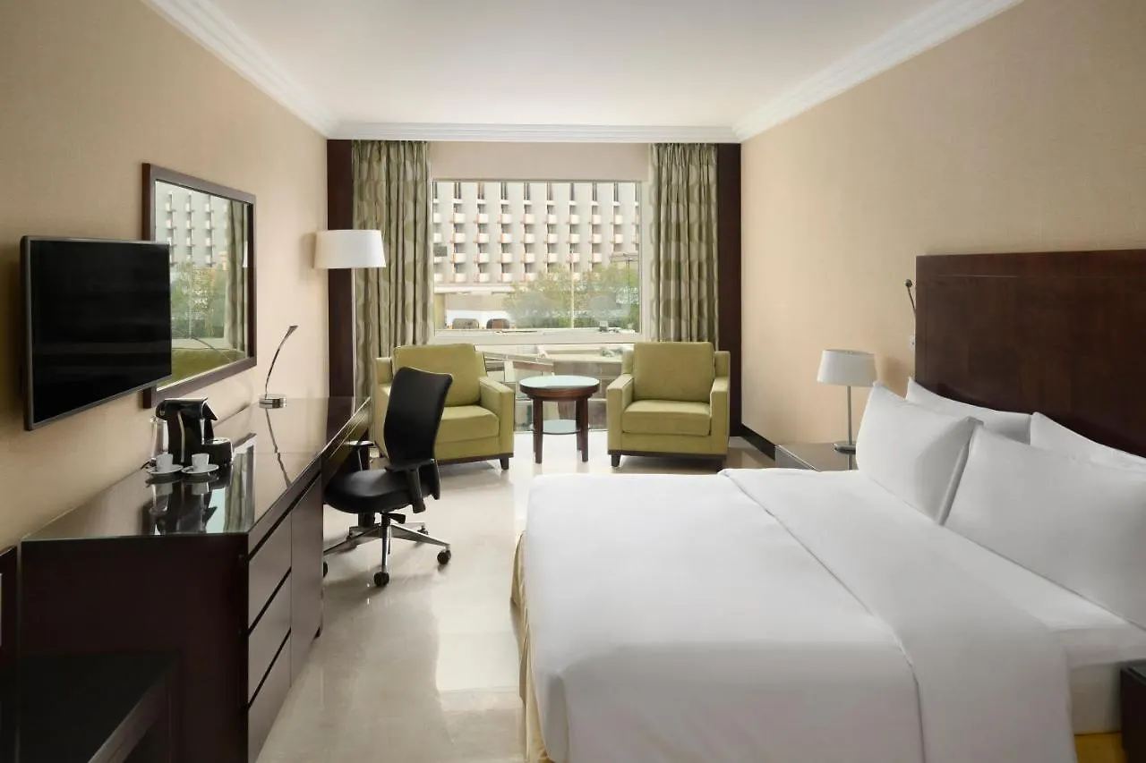 Crowne Plaza Jeddah By Ihg Hotel