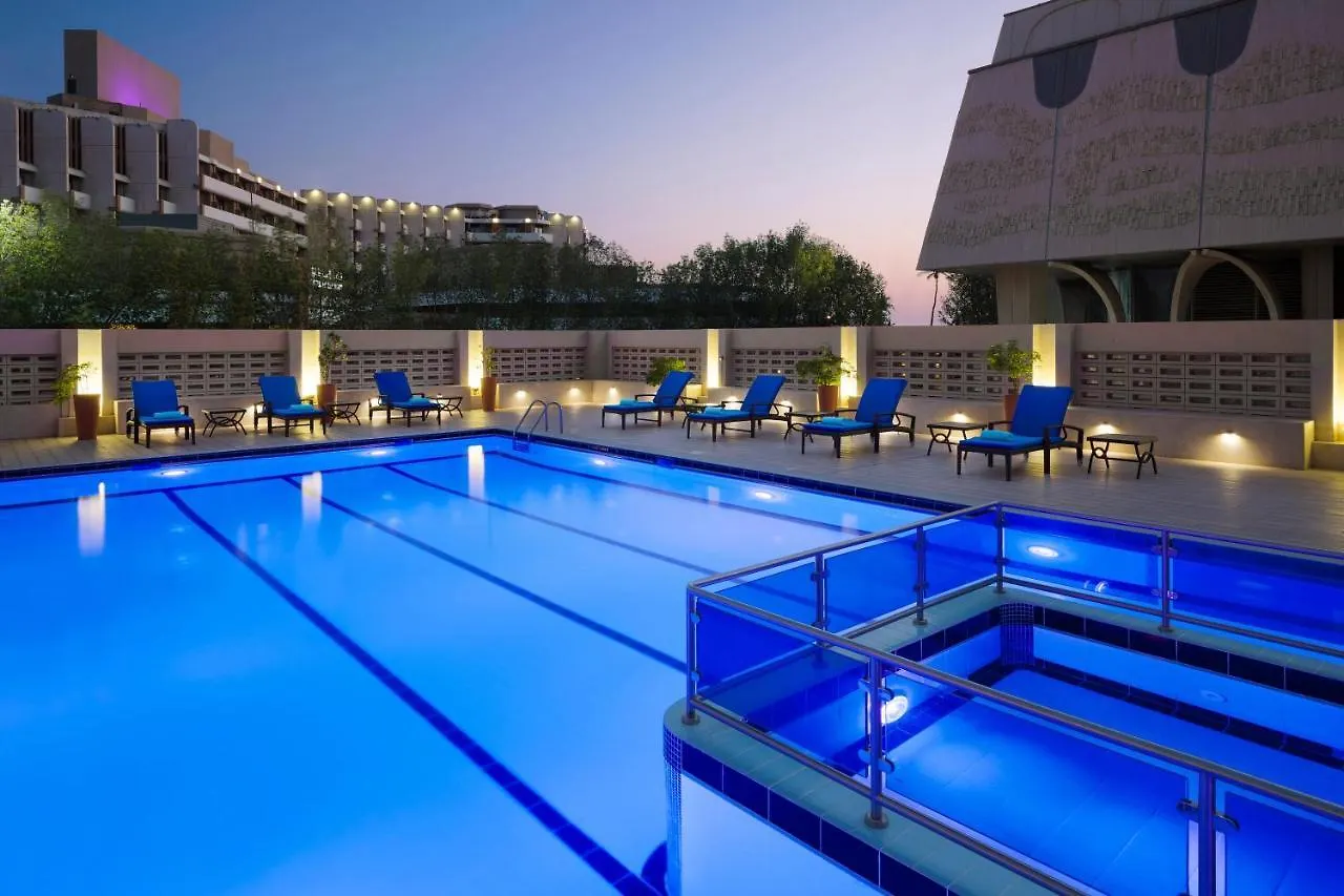 Crowne Plaza Jeddah By Ihg Hotel