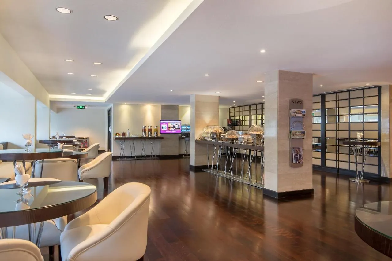 Crowne Plaza Jeddah By Ihg Hotel