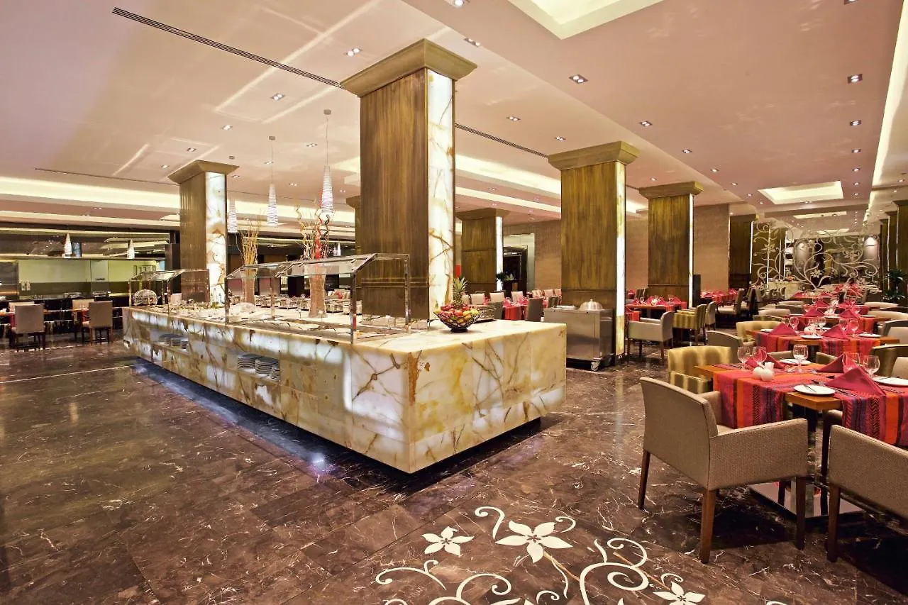 Crowne Plaza Jeddah By Ihg Hotel