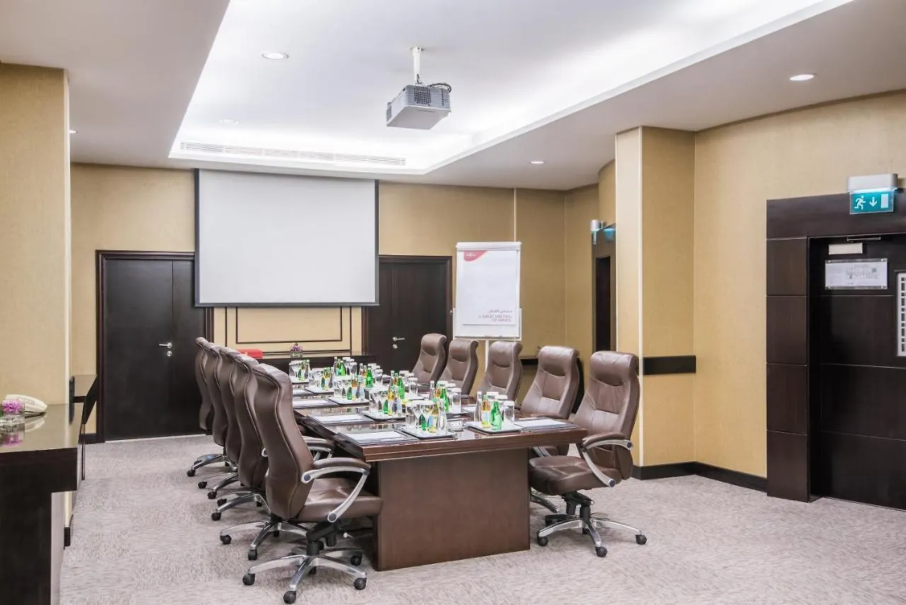 Crowne Plaza Jeddah By Ihg Hotel Saudi Arabia